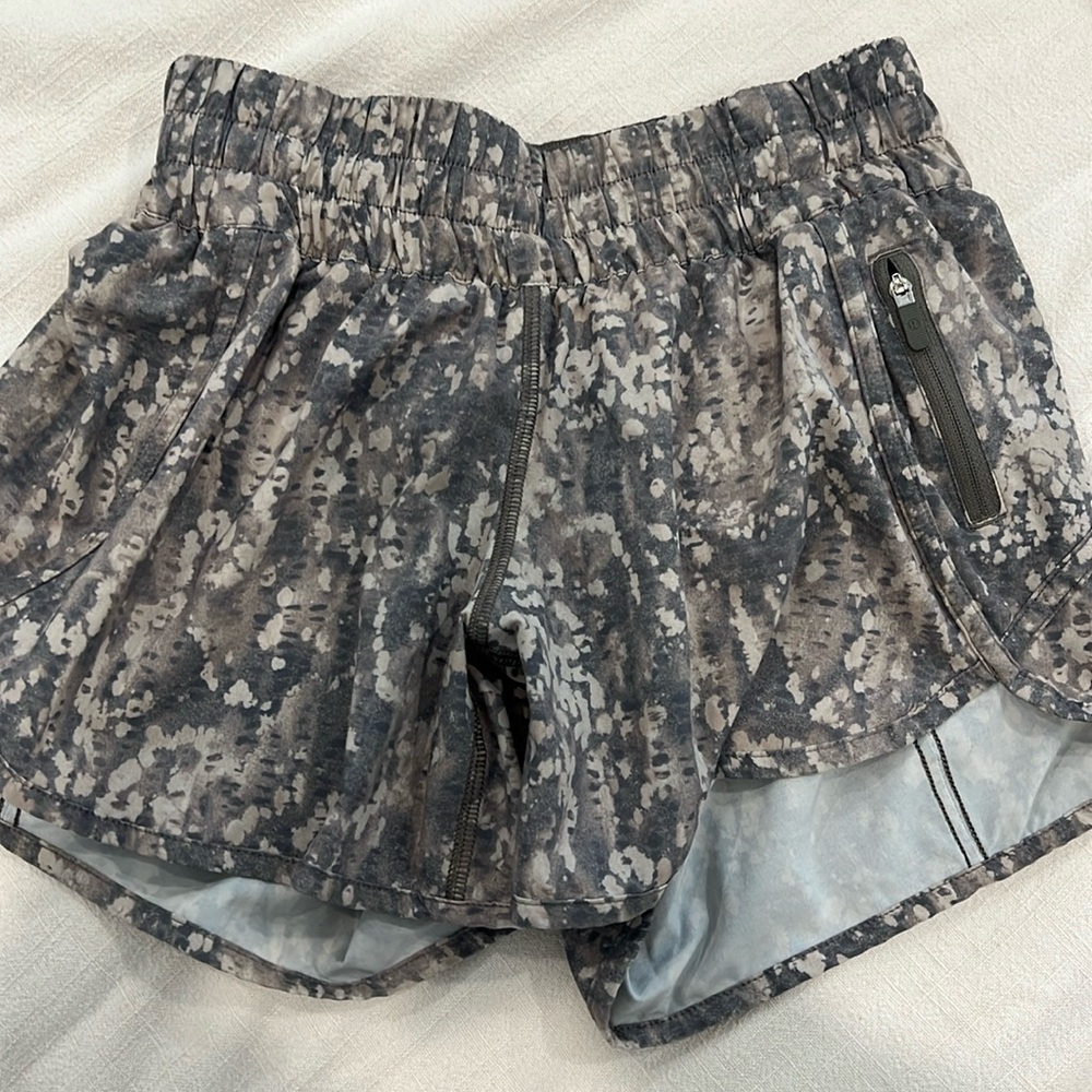 Camo lululemon shorts